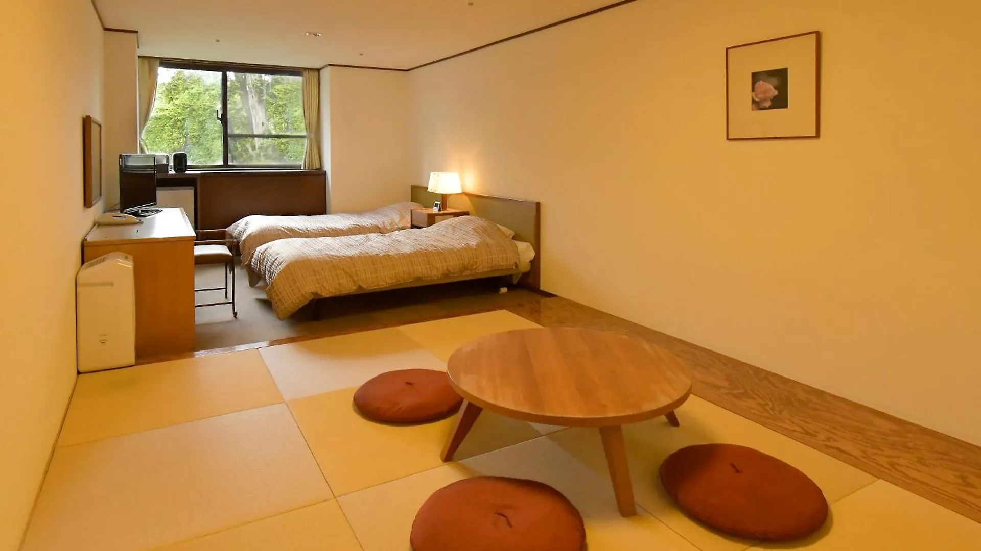 Ryokan Hotel Kanronomori Niseko