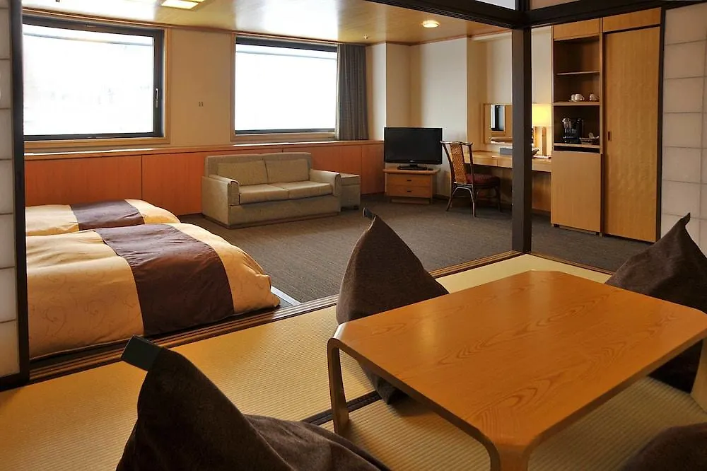 Hotel Kanronomori Niseko Ryokan