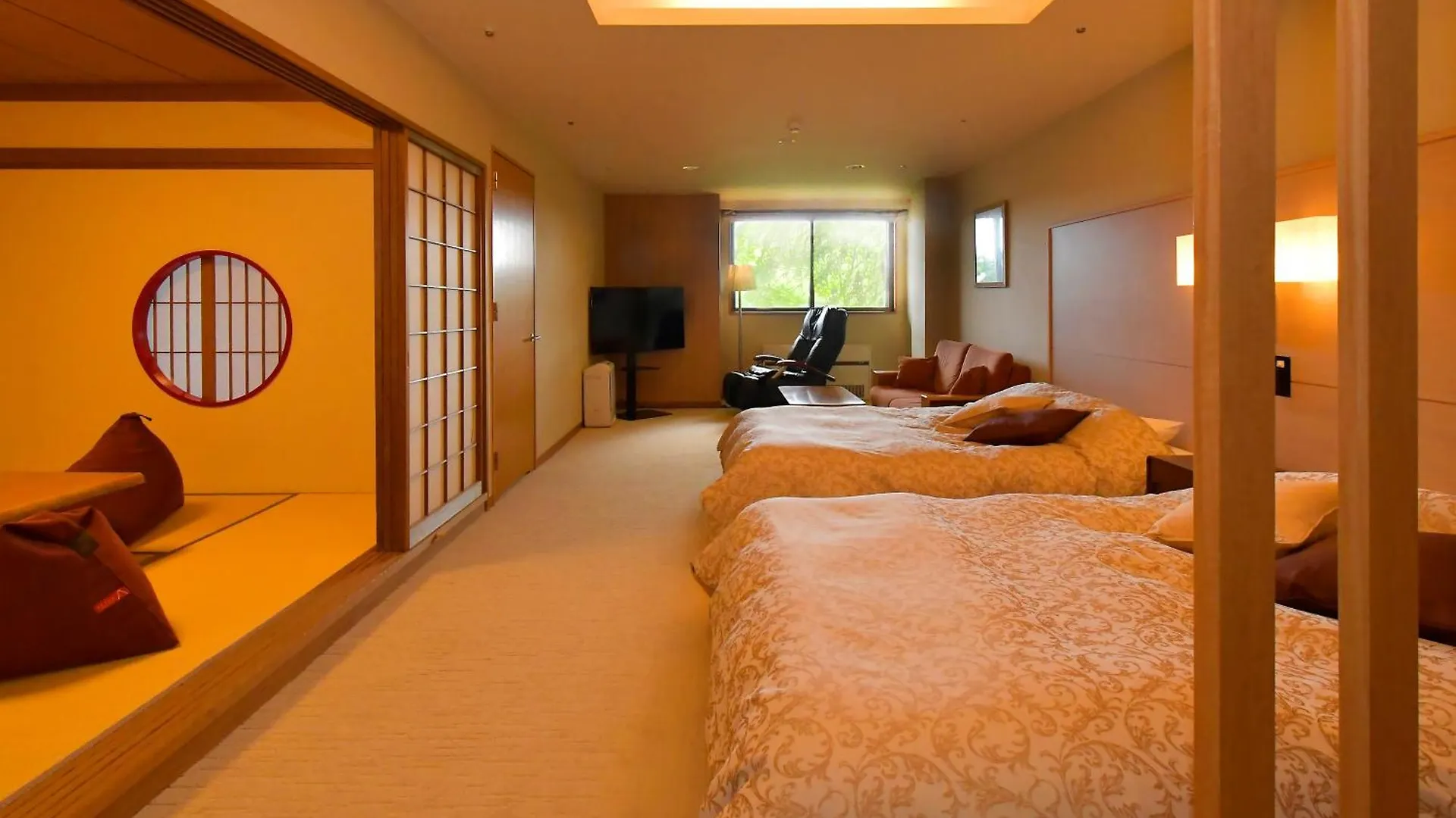 *** Ryokan Hotel Kanronomori Niseko Japan