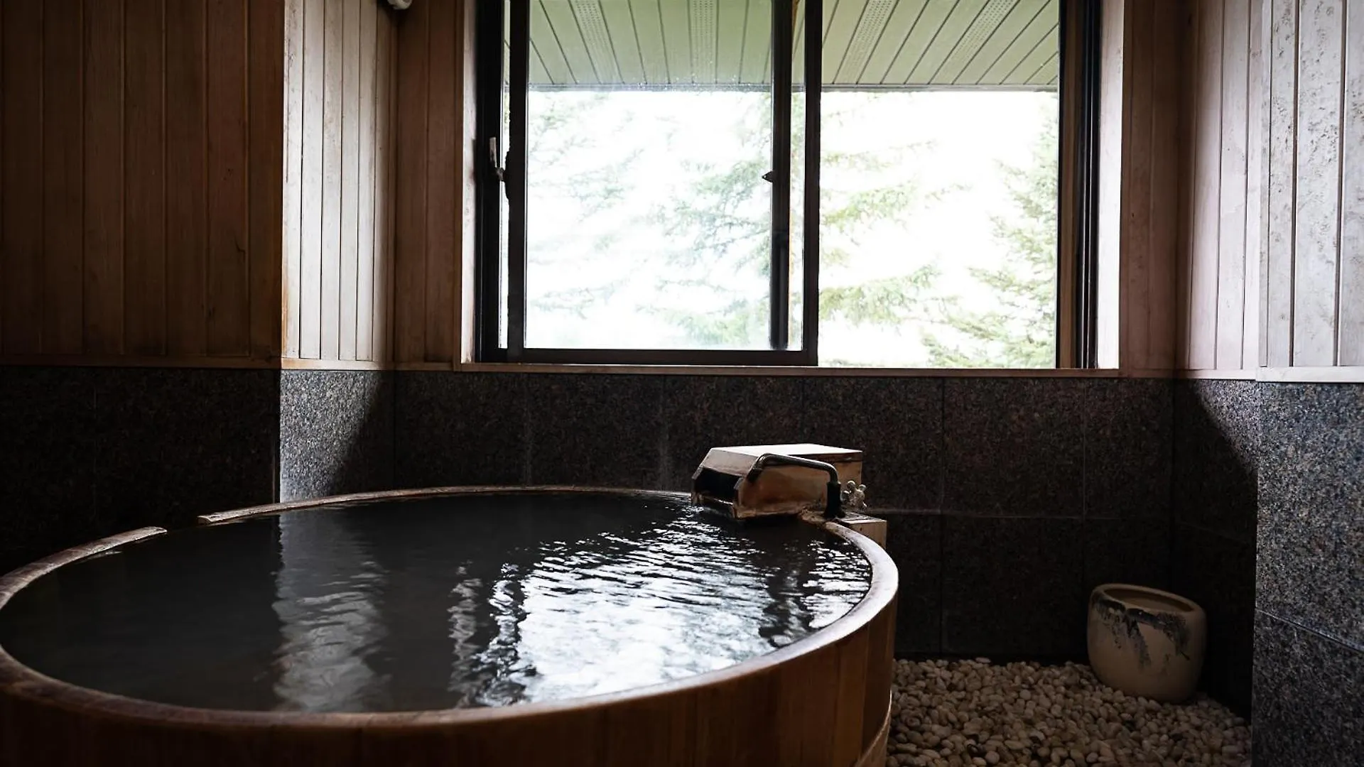Hotel Kanronomori Niseko